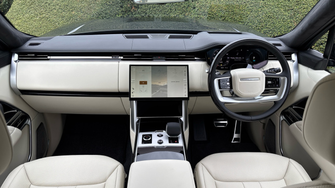 Land Rover Range Rover 3.0 P460e Autobiography 4dr Auto Estate - Image 9